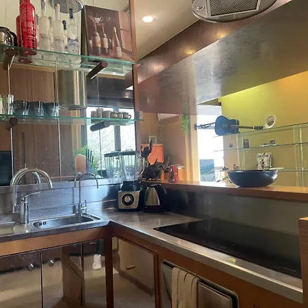Luxury Piano House 아파트 *